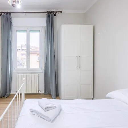 Procaccini, By Short Holidays Appartement *