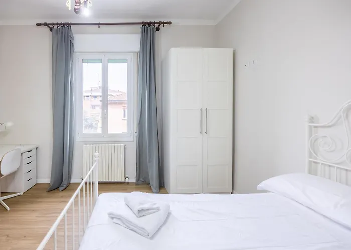 Procaccini, By Short Holidays Appartement *